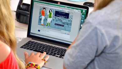 media literacy, laptop, notebook