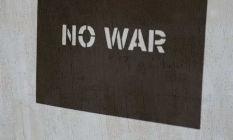 Black and White No War Text